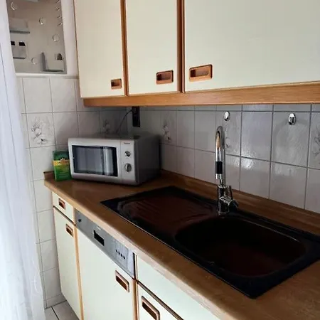 Grosszugige 3 Zimmerwhg., Balkon. Kuche. Tv, Wlan Langenzenn