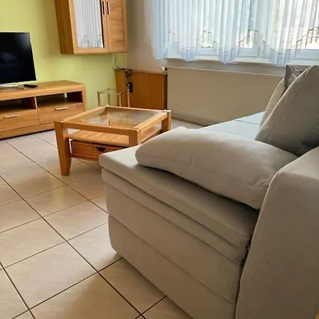 Grosszugige 3 Zimmerwhg., Balkon. Kuche. Tv, Wlan * Langenzenn