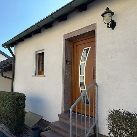 Apartamento Grosszugige 3 Zimmerwhg., Balkon. Kuche. Tv, Wlan Langenzenn